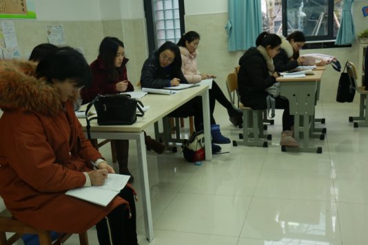 C:\Users\lenovo\Desktop\20190107草根语文\IMG_5240.JPG